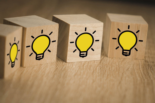 آموزش جذب مخاطب هدف: چکیده تجربیات نی‌نی‌سایت در سال 1404