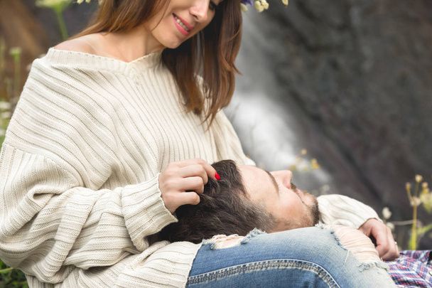 رابطه عاطفی - آموزش روابط زناشویی -شناخت مردان و زنان - عشق محبت - روانشناسی مهارت‌های ارتباطی دختران و پسران