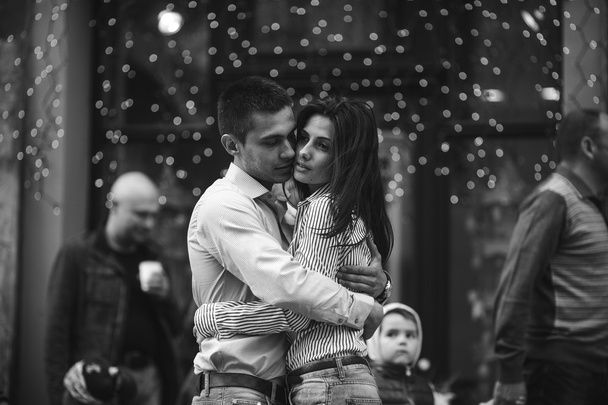 رابطه عاطفی - آموزش روابط زناشویی -شناخت مردان و زنان - عشق محبت - روانشناسی مهارت‌های ارتباطی دختران و پسران